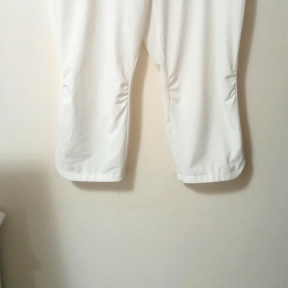 Zenrrgy Golf Women's Capri Pants White 88%polyester,12%spandex - Picture 8 of 9